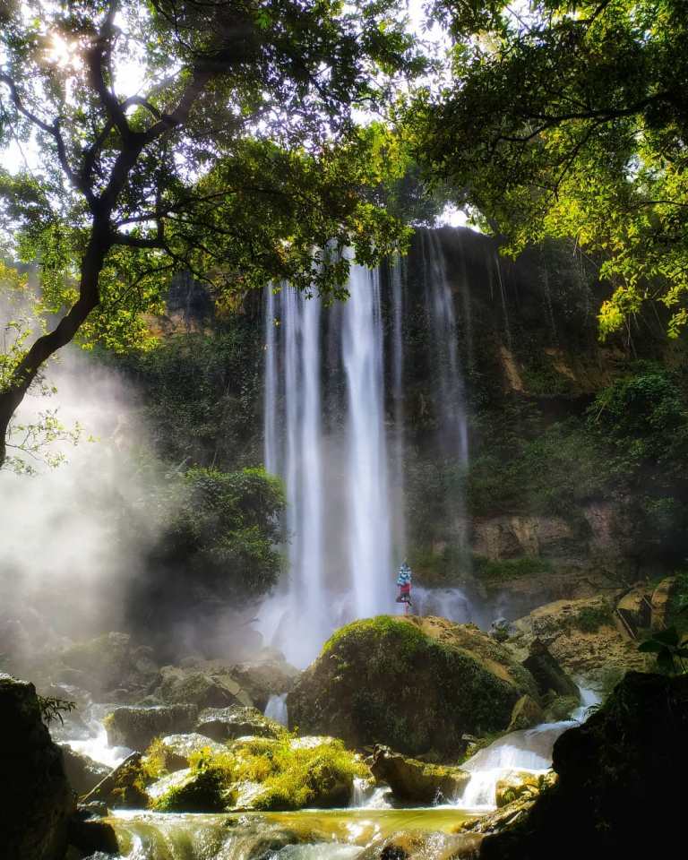 Curug Sawer Tasikmalaya. Gambar Instagram @waragan_rahman