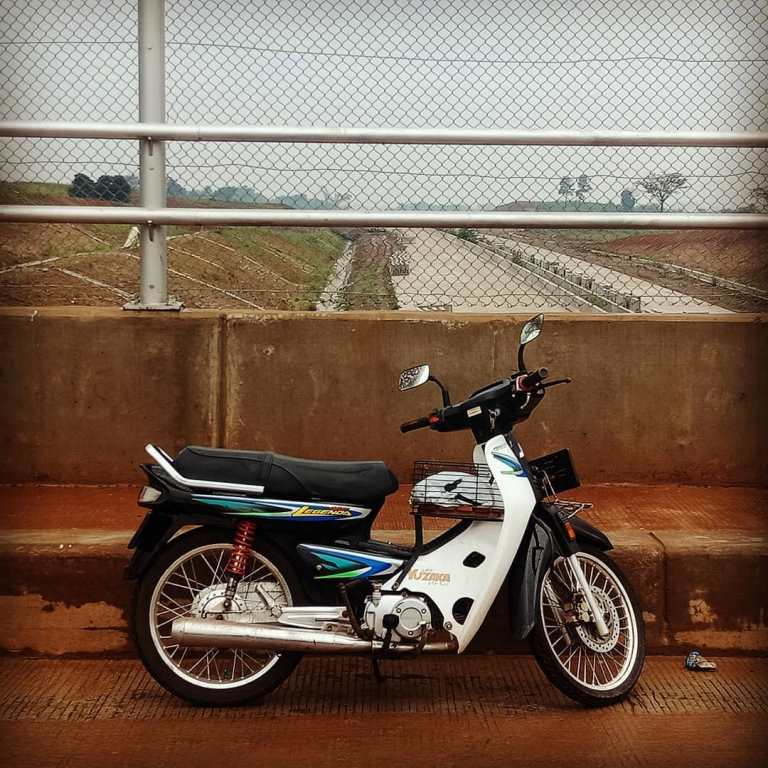 Honda Astrea Legenda 1. Gambar Instagram @suhaeri_heri54