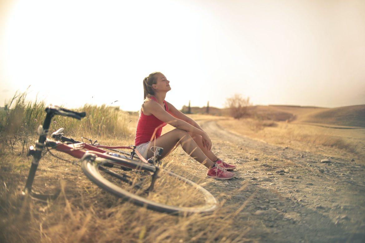 5 Fakta Tentang Wanita Bersepeda