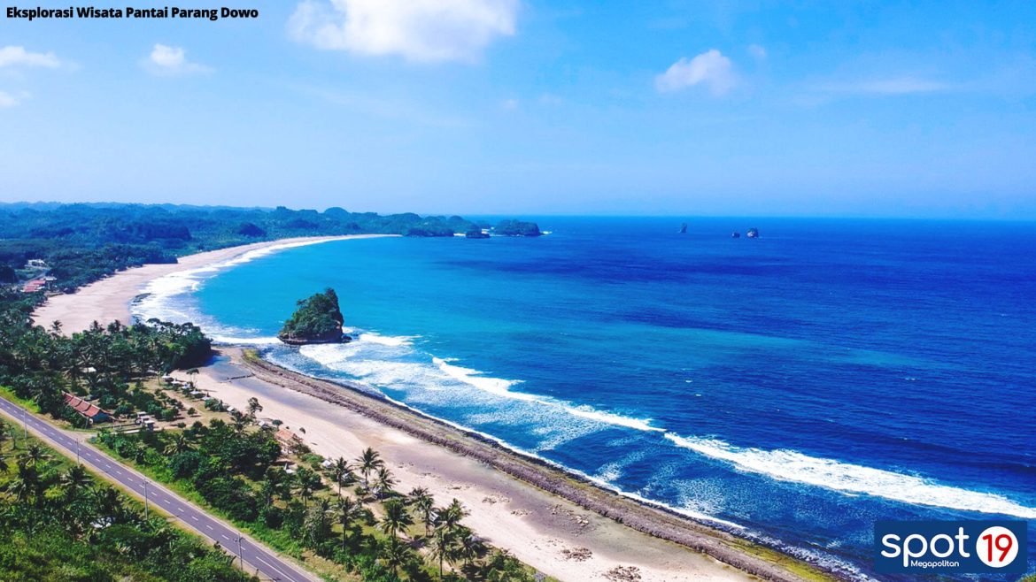 Eksplorasi Wisata Pantai Parang Dowo